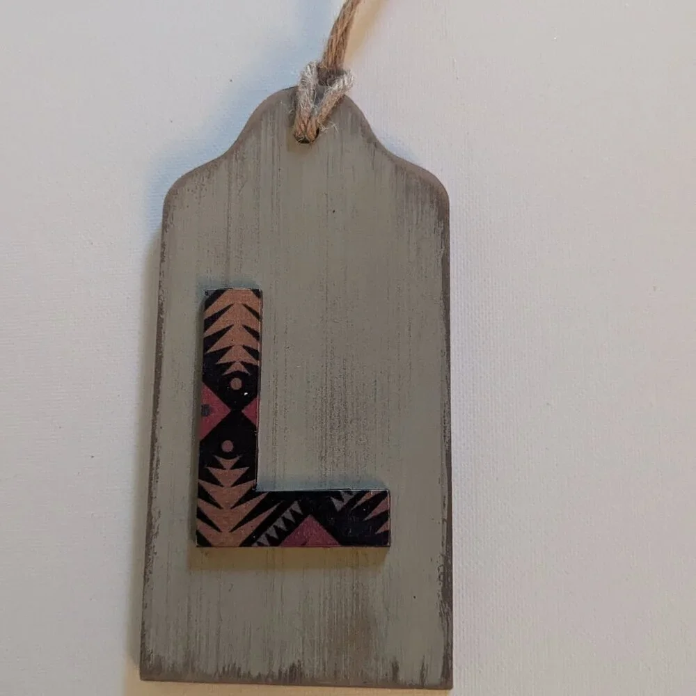 NWT Rustic Letter 'L' Wood Sign Farmhouse Zig Zag Michael's Fall Home Wall Decor - Picture 2 of 7